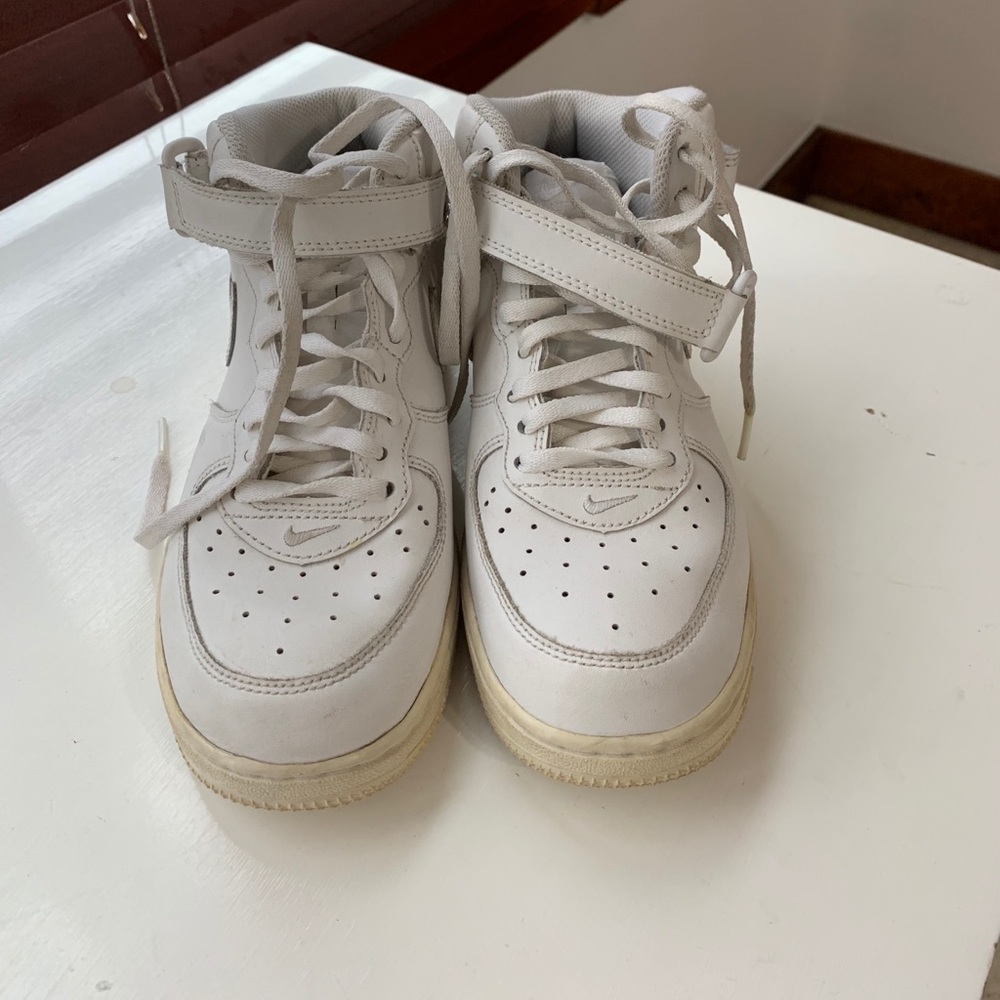 Kids (Size 3) Air Force 1 mid
